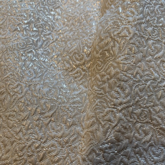 FRENCHI gold shimmery skirt - Picture 6 of 8